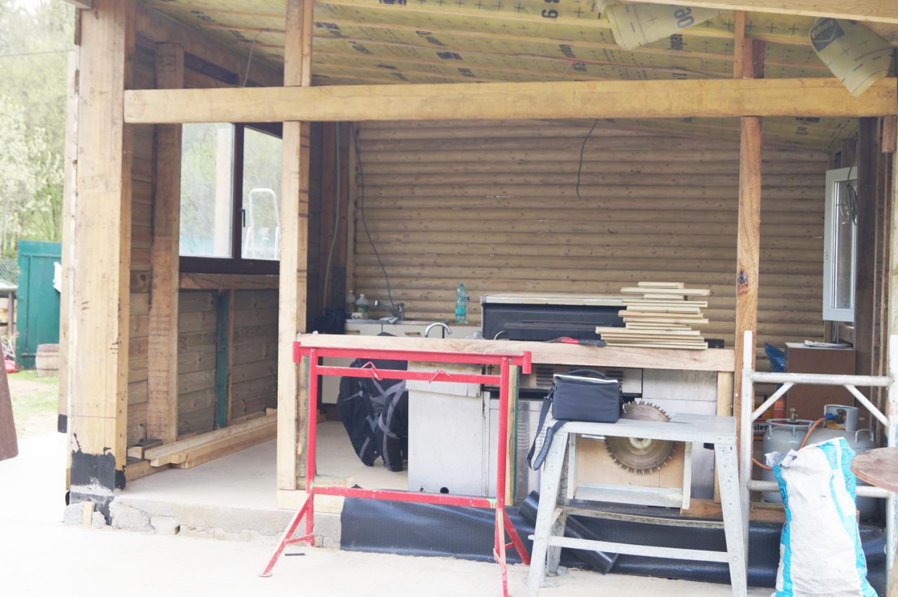 LA CUISINE PREND FORME